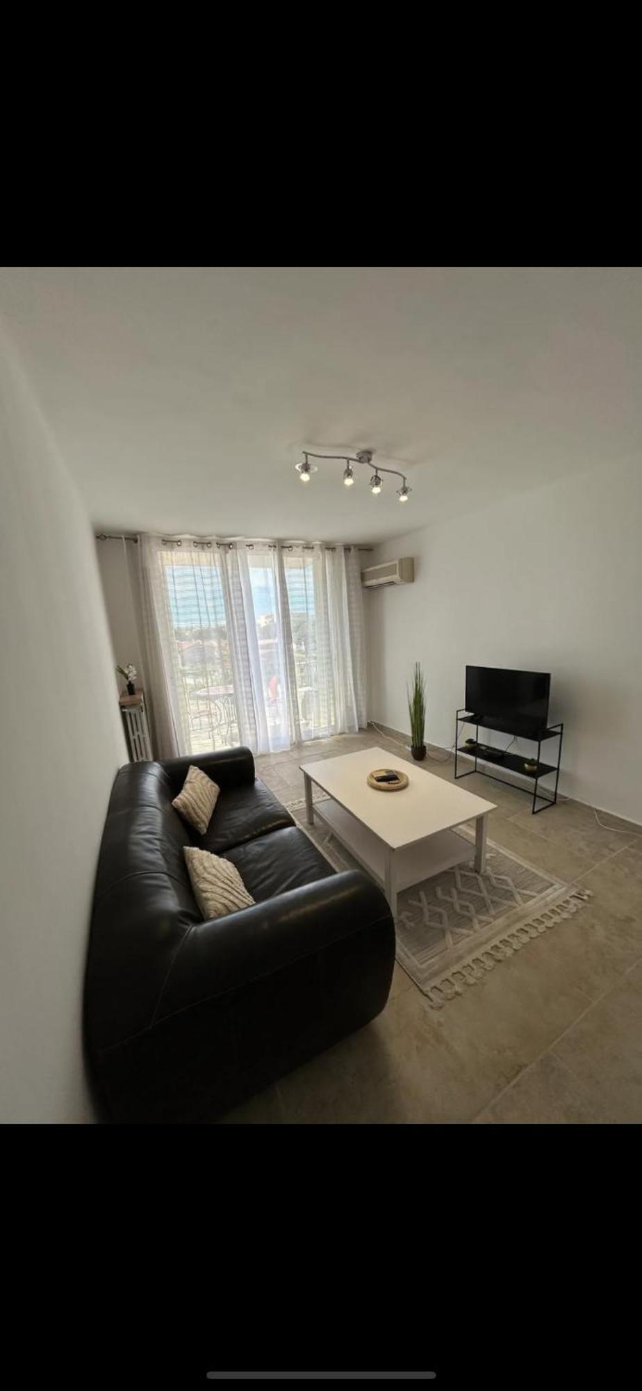 T3 5 -10 Min A Pied De La Et 10 Min Aqualand Apartment *